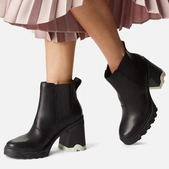 Sorel Womens 10 Black Leather Boots High Heel Chelsea Ankle Waterproof NEW - Picture 1 of 11